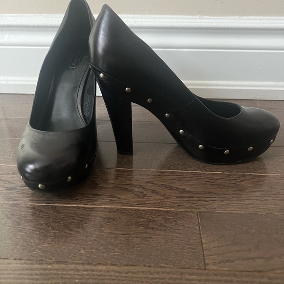Coach black leather heels with studs - Picture 1 of 5